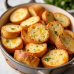 Чесночные гренки с сыром
