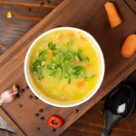 Куриный суп с яйцом