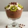 Шоколадный трайфл с бананом и киви