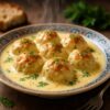 Куриные тефтели в сырно-сливочном соусе