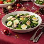 Салат с перепелиными яйцами и тунцом